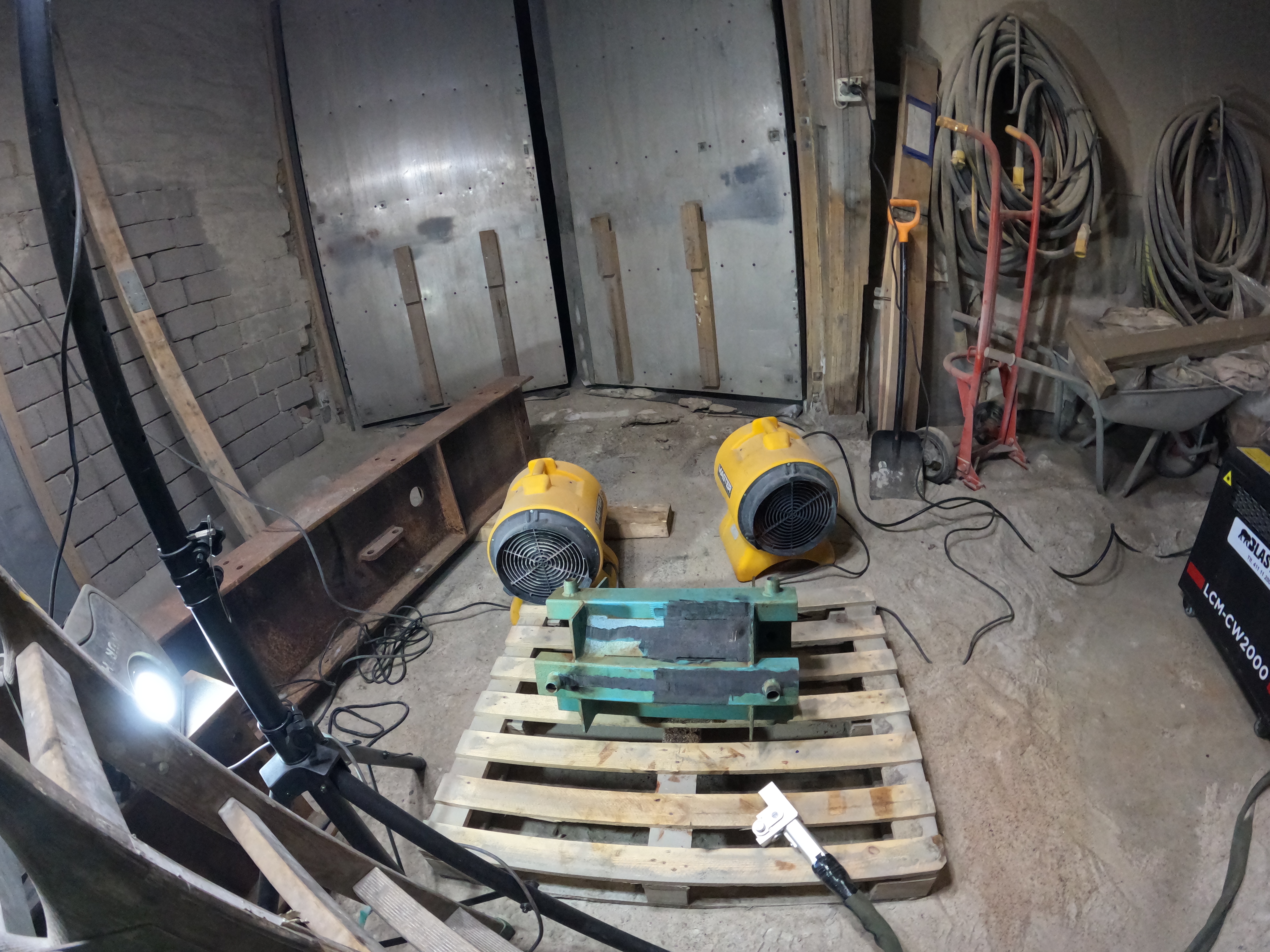 Laser rengjøring vs sandblåsing